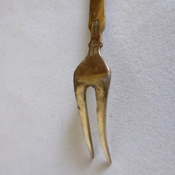 VINTAGE 4” HESTENES NORWAY STERLING SILVER ENAMEL GOLD PLATED APPETIZER FORK - Picture 8 of 13